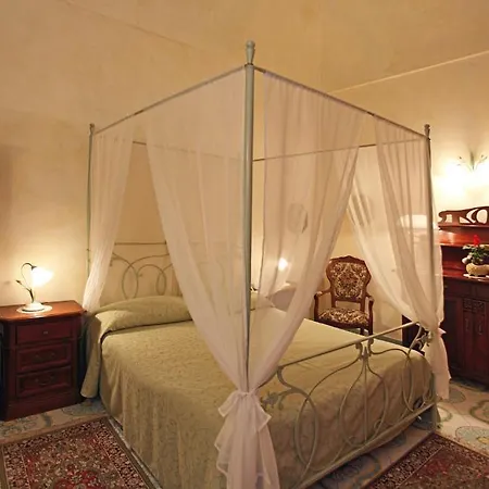 L'antico Borgo Dei Limoni Bed & Breakfast