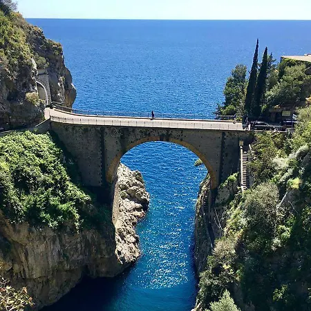 L'antico Borgo Dei Limoni Nocleg ze śniadaniem 2*