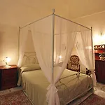 L'antico Borgo Dei Limoni Bed & Breakfast