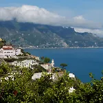 L'antico Borgo Dei Limoni Bed & Breakfast