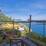 L'antico Borgo Dei Limoni Bed & Breakfast