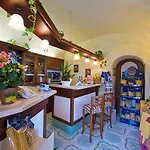 L'antico Borgo Dei Limoni 4*