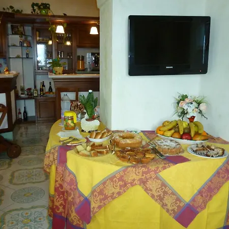 Frühstückspension L'antico Borgo Dei Limoni 2*