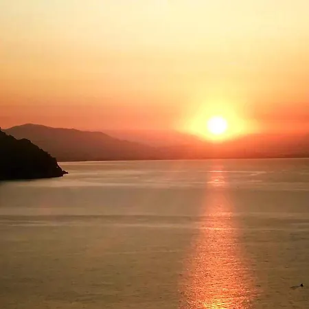 L'antico Borgo Dei Limoni לינה וארוחת בוקר 4*