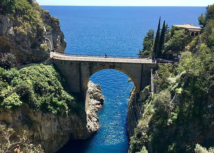 L'antico Borgo Dei Limoni Frühstückspension 4*